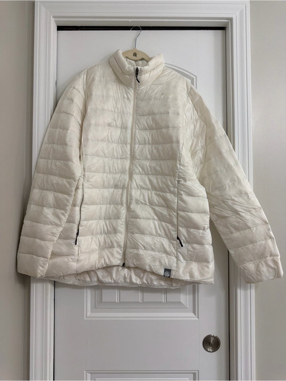 REI Women's Off-White Packable Quilted Puffer Jacket